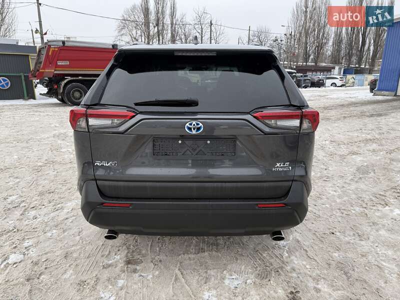Внедорожник / Кроссовер Toyota RAV4 2022 в Киеве