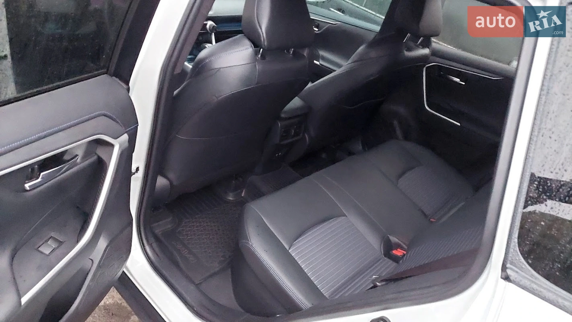 2021 Toyota RAV 4 - мініатюра 3