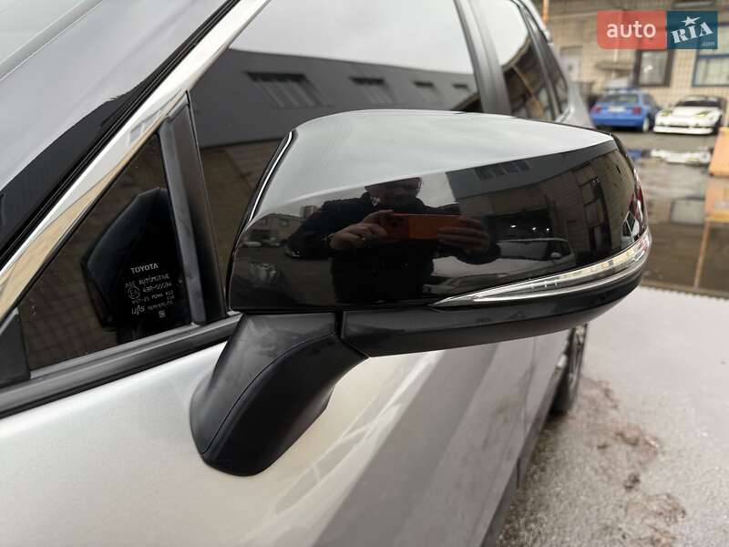 Внедорожник / Кроссовер Toyota RAV4 2024 в Киеве фото 46 Внедорожник / Кроссовер Toyota RAV4 2024 в Киеве