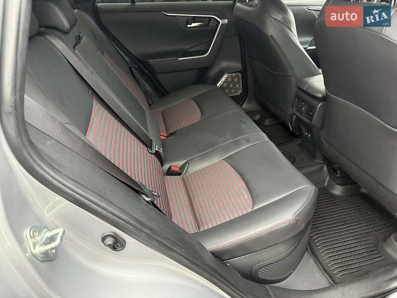 Внедорожник / Кроссовер Toyota RAV4 2024 в Киеве фото 37 Внедорожник / Кроссовер Toyota RAV4 2024 в Киеве