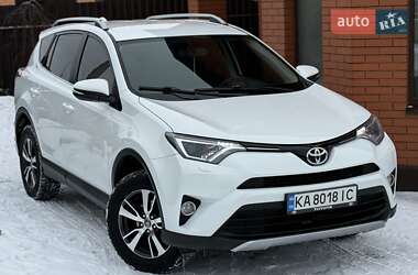Позашляховик / Кросовер Toyota RAV4 2017 в Вінниці