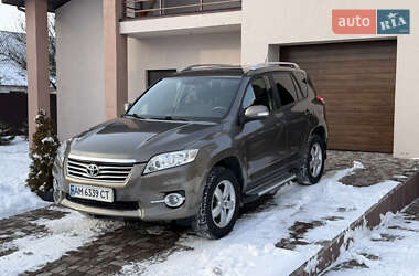 Внедорожник / Кроссовер Toyota RAV4 2011 в Житомире