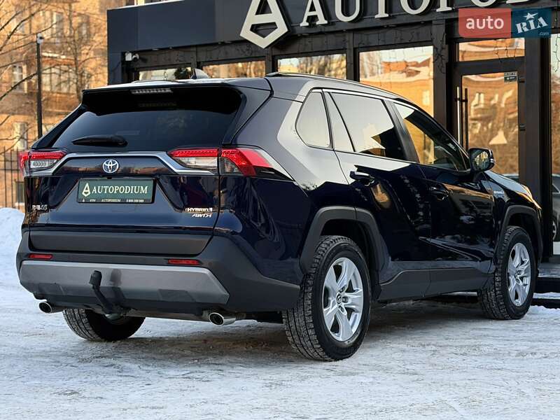 Внедорожник / Кроссовер Toyota RAV4 2019 в Киеве фото 19 Внедорожник / Кроссовер Toyota RAV4 2019 в Киеве