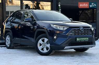 Позашляховик / Кросовер Toyota RAV4 2019 в Києві