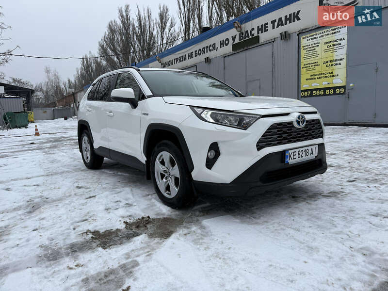 Внедорожник / Кроссовер Toyota RAV4 2019 в Днепре фото 9 Внедорожник / Кроссовер Toyota RAV4 2019 в Днепре