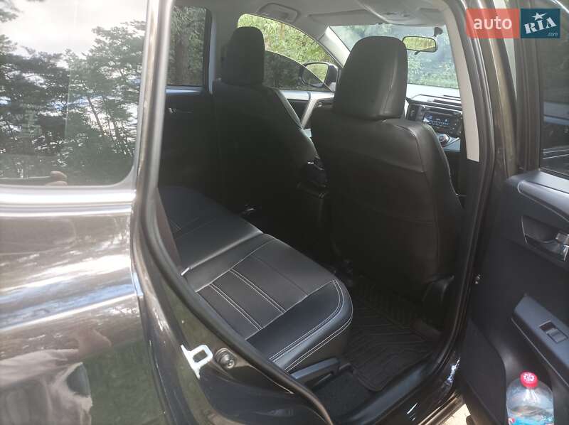 Внедорожник / Кроссовер Toyota RAV4 2018 в Киеве фото 2 Внедорожник / Кроссовер Toyota RAV4 2018 в Киеве