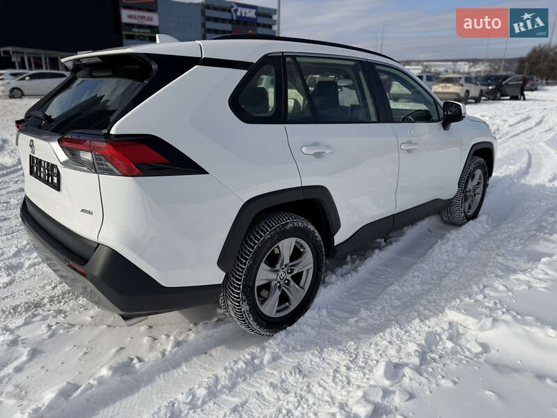 Внедорожник / Кроссовер Toyota RAV4 2022 в Киеве фото 5 Внедорожник / Кроссовер Toyota RAV4 2022 в Киеве