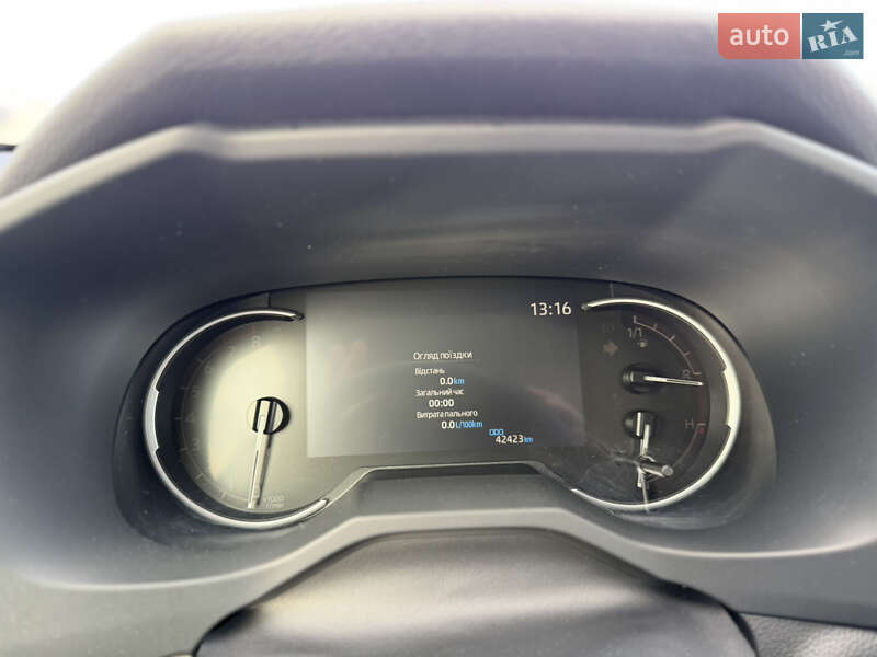 Внедорожник / Кроссовер Toyota RAV4 2022 в Киеве фото 13 Внедорожник / Кроссовер Toyota RAV4 2022 в Киеве