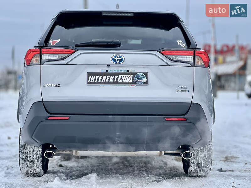 Внедорожник / Кроссовер Toyota RAV4 2024 в Киеве