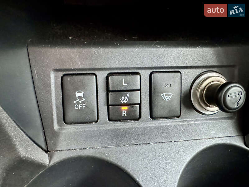 Внедорожник / Кроссовер Toyota RAV4 2010 в Киеве фото 33 Внедорожник / Кроссовер Toyota RAV4 2010 в Киеве