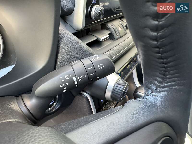 Внедорожник / Кроссовер Toyota RAV4 2022 в Киеве фото 47 Внедорожник / Кроссовер Toyota RAV4 2022 в Киеве