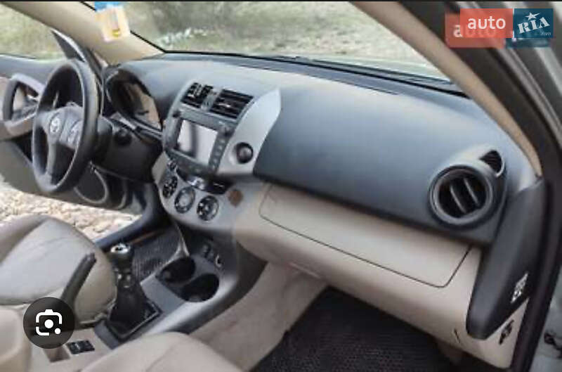 Внедорожник / Кроссовер Toyota RAV4 2006 в Хмельницком