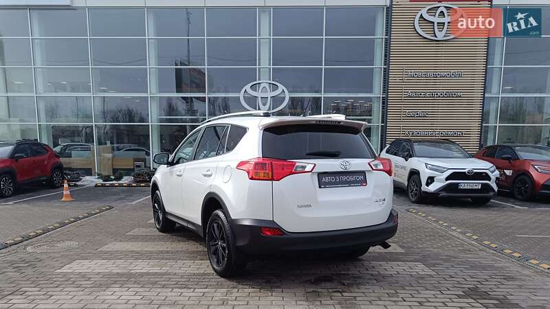 Внедорожник / Кроссовер Toyota RAV4 2013 в Киеве