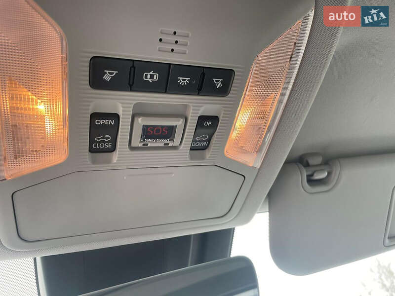 Внедорожник / Кроссовер Toyota RAV4 2019 в Ивано-Франковске