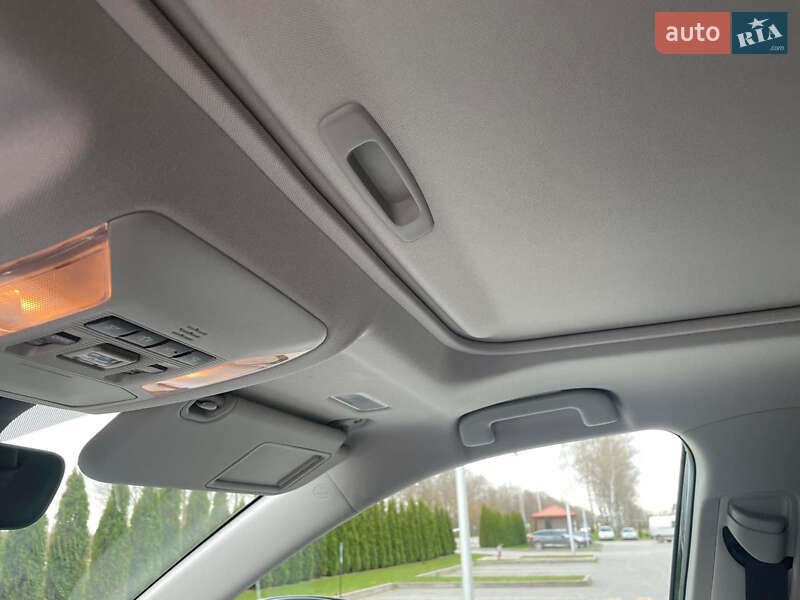 Внедорожник / Кроссовер Toyota RAV4 2019 в Ивано-Франковске