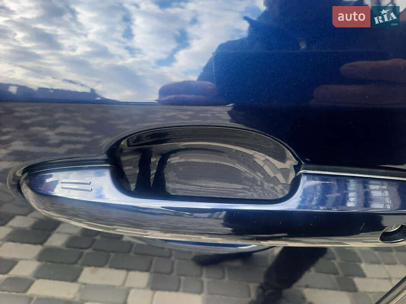 Внедорожник / Кроссовер Toyota RAV4 2019 в Ивано-Франковске