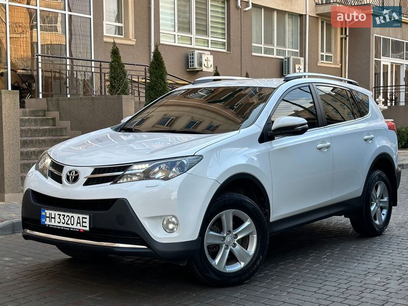 Позашляховик / Кросовер Toyota RAV4 2013 в Одесі
