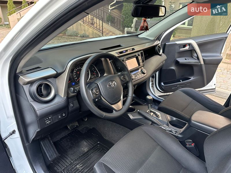 Позашляховик / Кросовер Toyota RAV4 2013 в Одесі