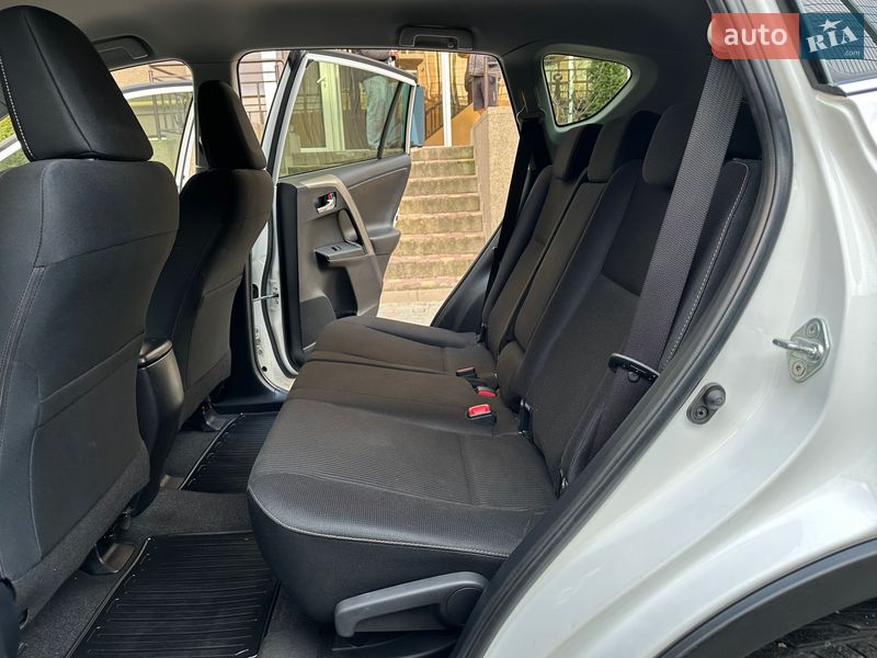 Позашляховик / Кросовер Toyota RAV4 2013 в Одесі