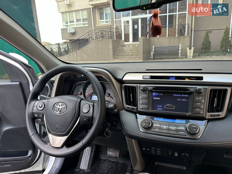Позашляховик / Кросовер Toyota RAV4 2013 в Одесі