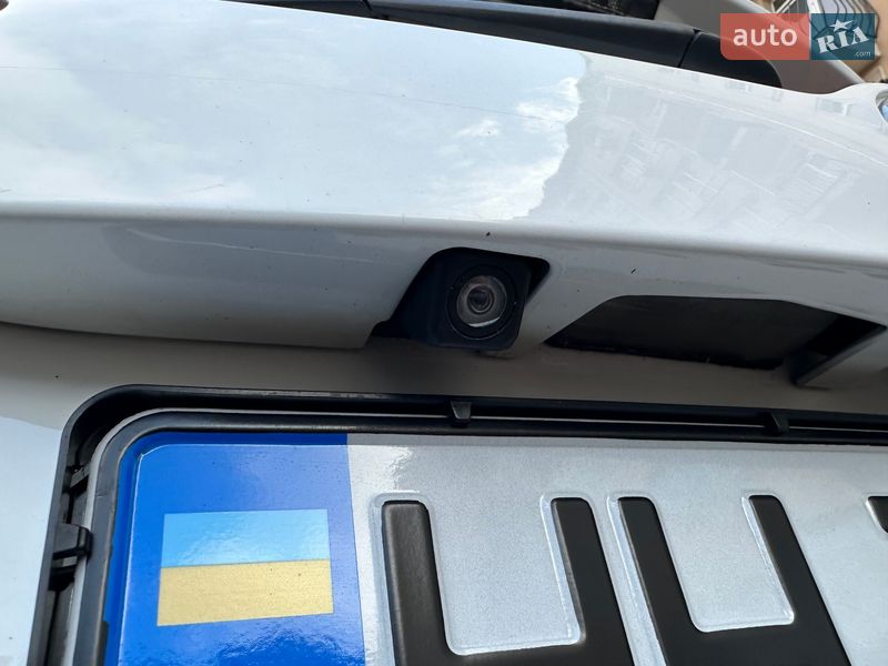 Позашляховик / Кросовер Toyota RAV4 2013 в Одесі