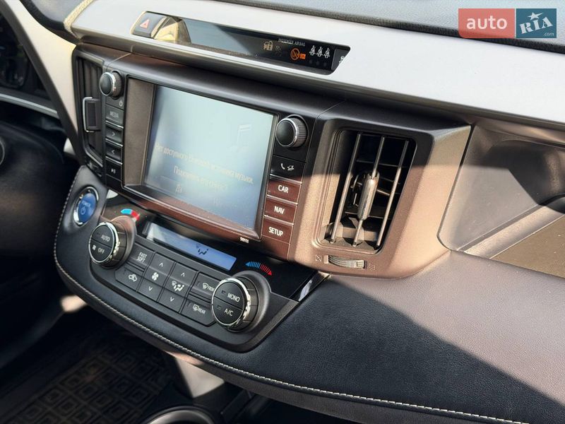 Внедорожник / Кроссовер Toyota RAV4 2017 в Одессе
