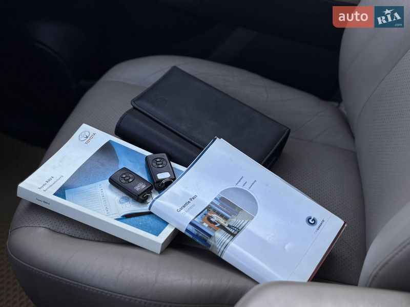 Внедорожник / Кроссовер Toyota RAV4 2011 в Тернополе