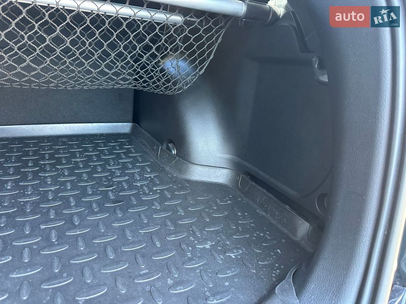 Внедорожник / Кроссовер Toyota RAV4 2018 в Николаеве