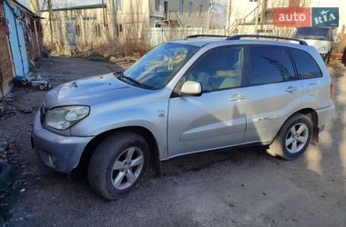 Внедорожник / Кроссовер Toyota RAV4 2003 в Запорожье