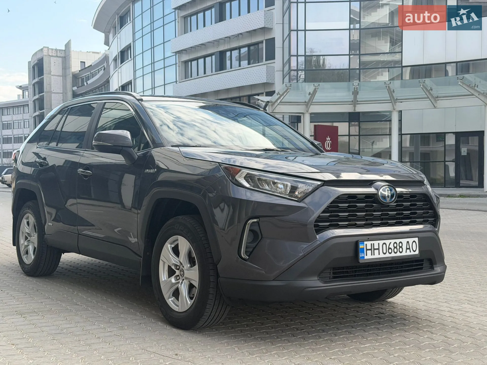 2019 Toyota RAV 4 - мініатюра 11