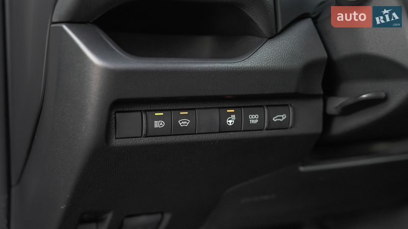 Внедорожник / Кроссовер Toyota RAV4 2024 в Львове