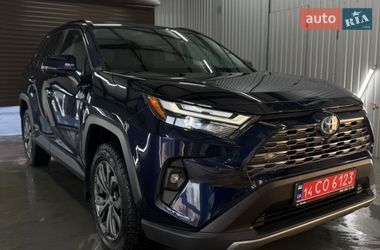 Позашляховик / Кросовер Toyota RAV4 2023 в Львові