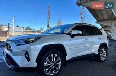 Позашляховик / Кросовер Toyota RAV4 2023 в Києві