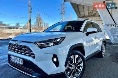 Позашляховик / Кросовер Toyota RAV4 2023 в Києві