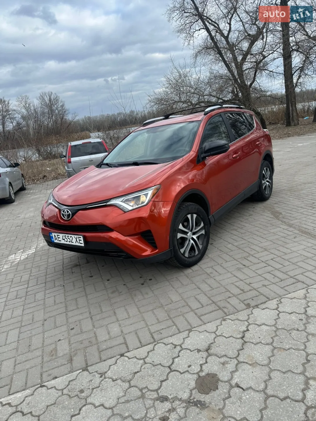 2016 Toyota RAV 4 - мініатюра 2