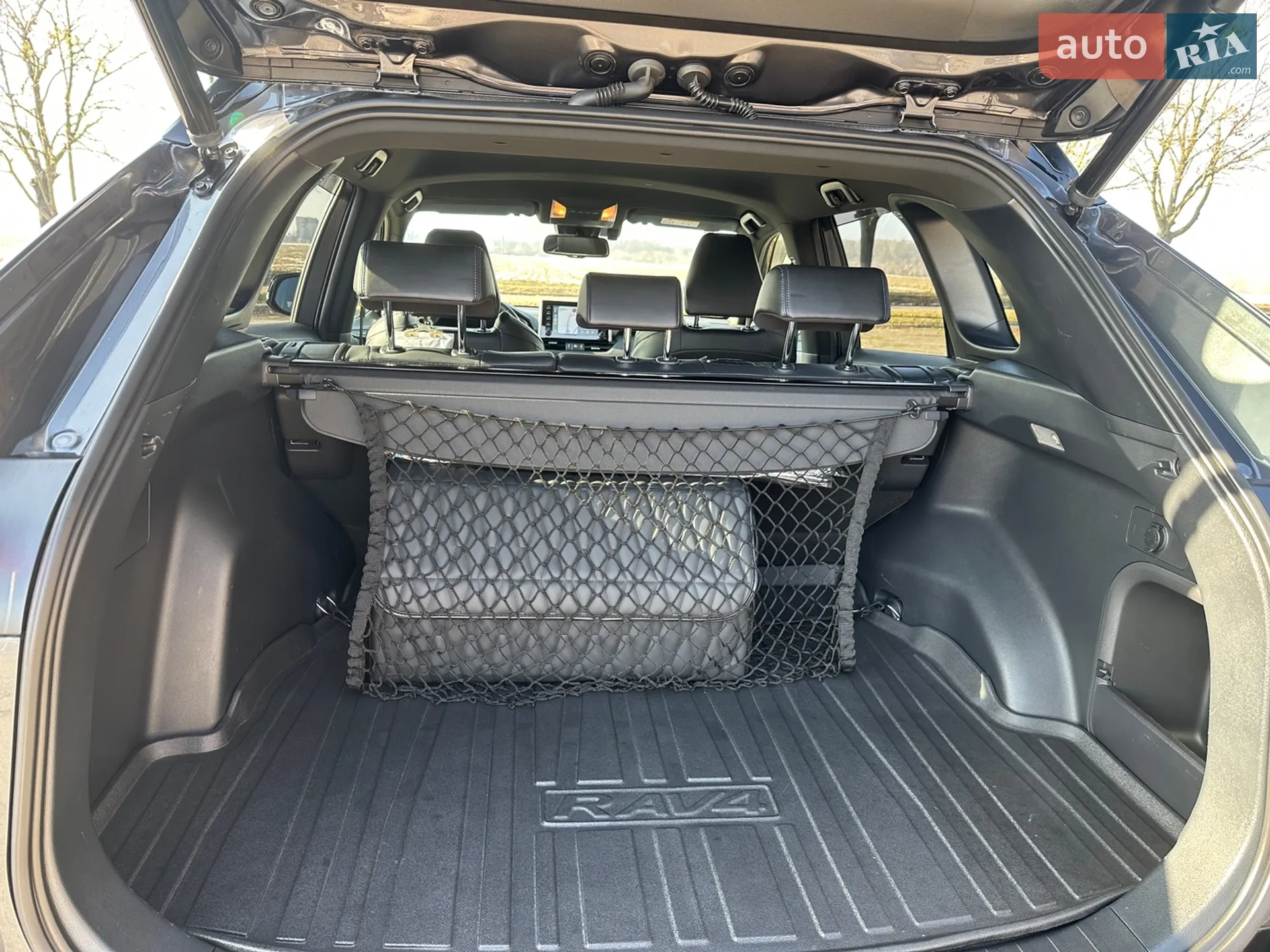2019 Toyota RAV 4 - мініатюра 14