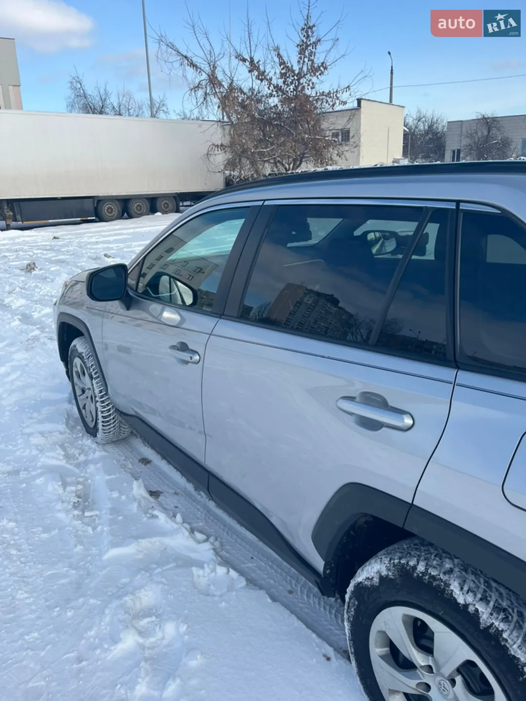 2021 Toyota RAV 4 - мініатюра 11