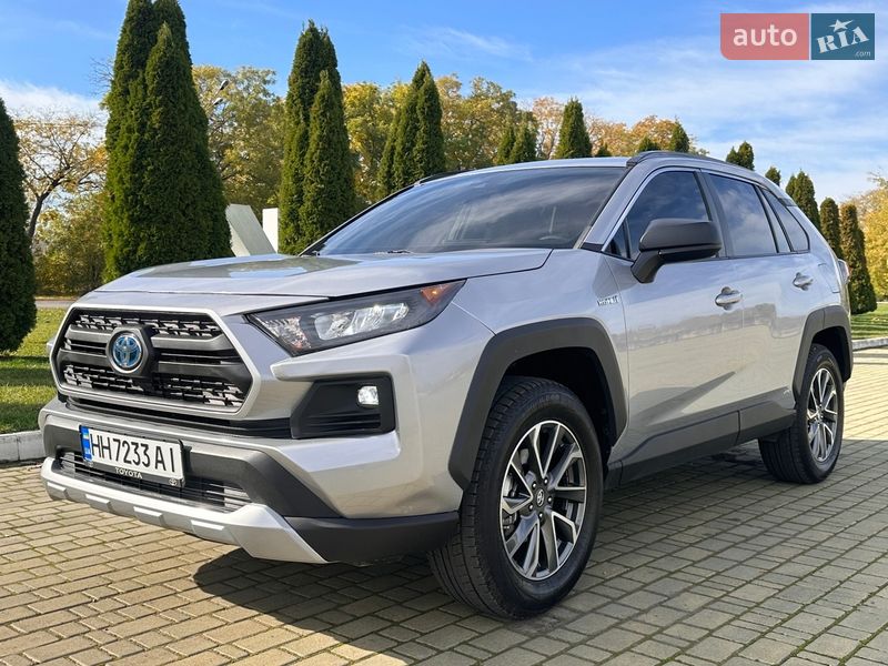 Внедорожник / Кроссовер Toyota RAV4 2020 в Одессе фото 14 Внедорожник / Кроссовер Toyota RAV4 2020 в Одессе