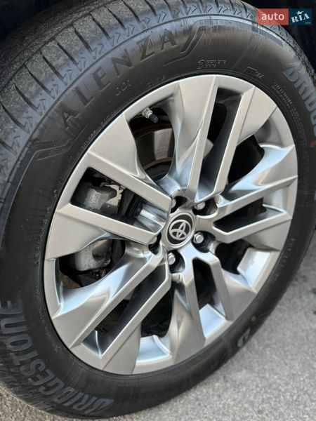 Внедорожник / Кроссовер Toyota RAV4 2023 в Киеве фото 11 Внедорожник / Кроссовер Toyota RAV4 2023 в Киеве