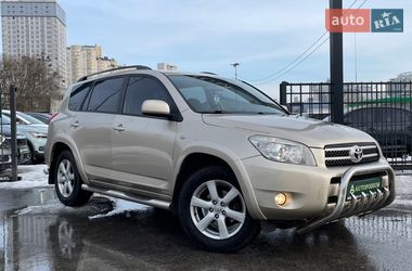 Позашляховик / Кросовер Toyota RAV4 2008 в Києві