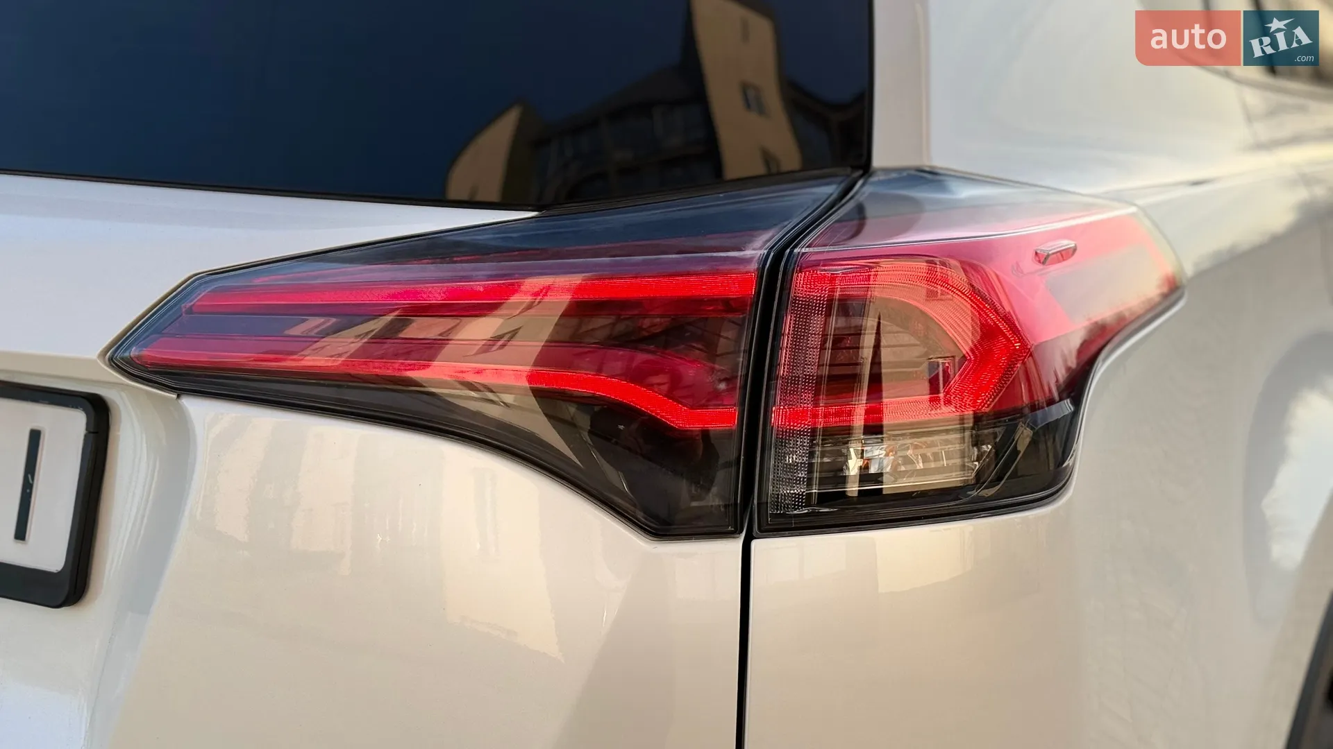 2016 Toyota RAV 4 - мініатюра 9
