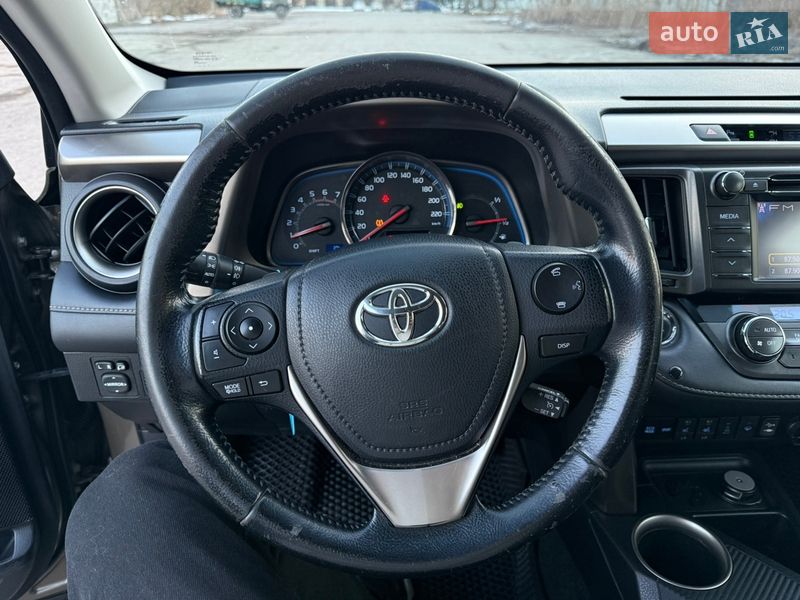 Внедорожник / Кроссовер Toyota RAV4 2013 в Звягеле