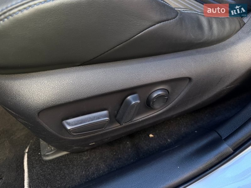 Внедорожник / Кроссовер Toyota RAV4 2021 в Одессе