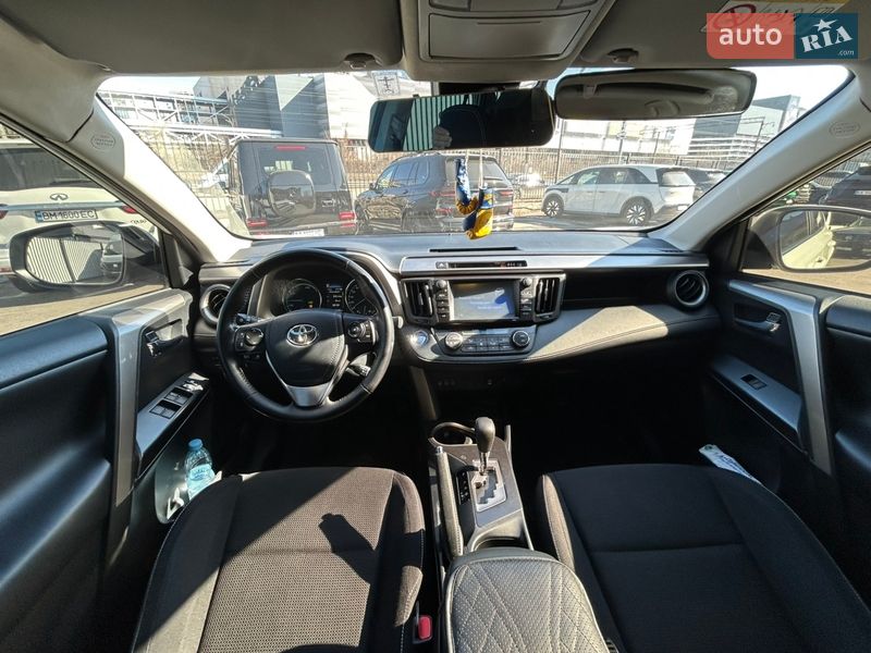 Внедорожник / Кроссовер Toyota RAV4 2016 в Киеве