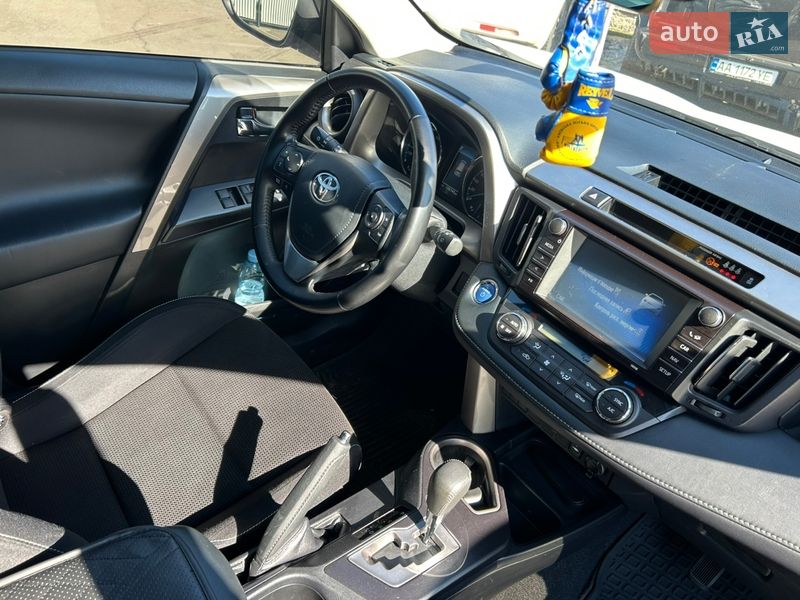 Внедорожник / Кроссовер Toyota RAV4 2016 в Киеве