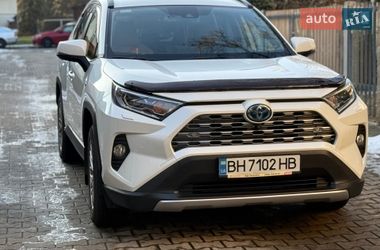 Внедорожник / Кроссовер Toyota RAV4 2019 в Одессе