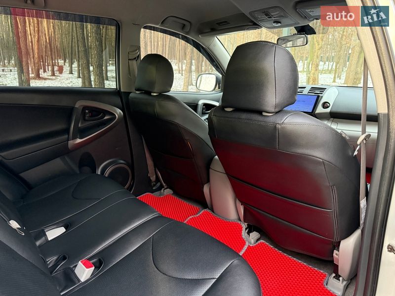 Внедорожник / Кроссовер Toyota RAV4 2007 в Киеве фото 22 Внедорожник / Кроссовер Toyota RAV4 2007 в Киеве