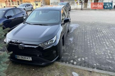 Внедорожник / Кроссовер Toyota RAV4 2020 в Львове