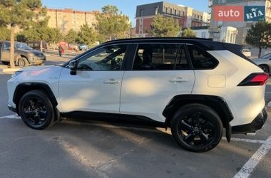 Внедорожник / Кроссовер Toyota RAV4 2018 в Одессе