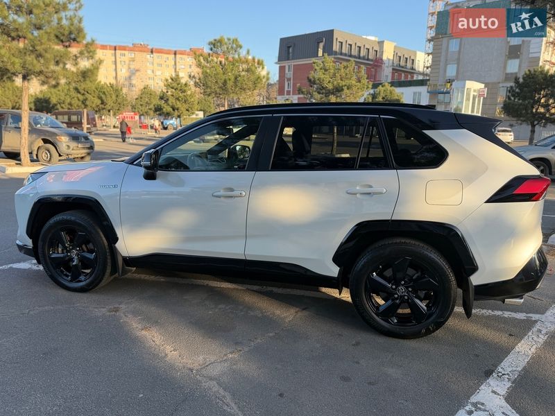 Внедорожник / Кроссовер Toyota RAV4 2018 в Одессе